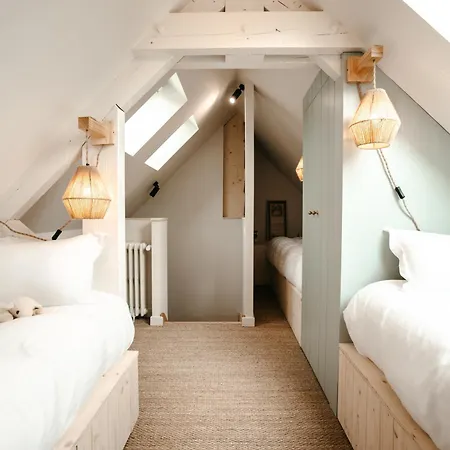 La Maison Au Bord De L'eau Holiday home Pleudihen-sur-Rance