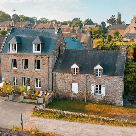 Holiday home La Maison Au Bord De L'eau Pleudihen-sur-Rance